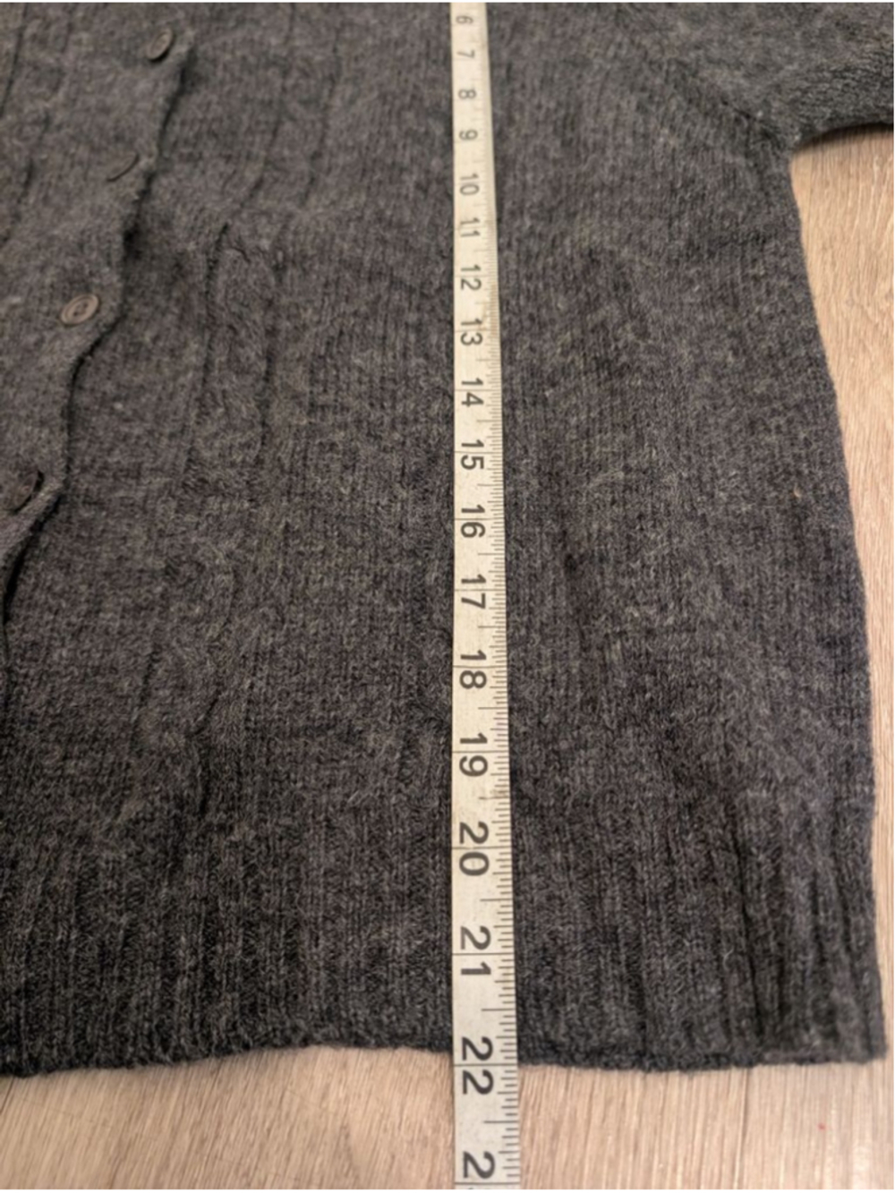 GAP 100% Wool Gray Cable Knit Cardigan Sweater Dark Academia Preppy Old Money L - Picture 7 of 8